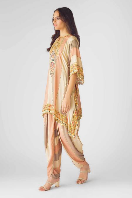 Basanti - Kapde Aur Koffee_Peach Muslin Embroidery, Sequins, Embellished Asymmetric Kurta And Dhoti Pant_Online_at_Aza_Fashions