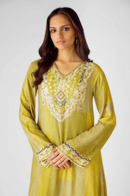 Shop Basanti - Kapde Aur Koffee Green Muslin Mirrors, Sequins, Beads Keyhole Asymmetric Floral Dhoti Kurta Set Online at Aza Fashions Shop_Basanti - Kapde Aur Koffee_Green Muslin Mirrors, Sequins, Beads Keyhole Asymmetric Floral Dhoti Kurta Set _Online_at_Aza_Fashions