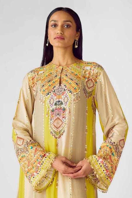 Shop_Basanti - Kapde Aur Koffee_Green Muslin Sequins, Mirrors, Embellished Floral Kurta Set With Flared Pant_Online_at_Aza_Fashions