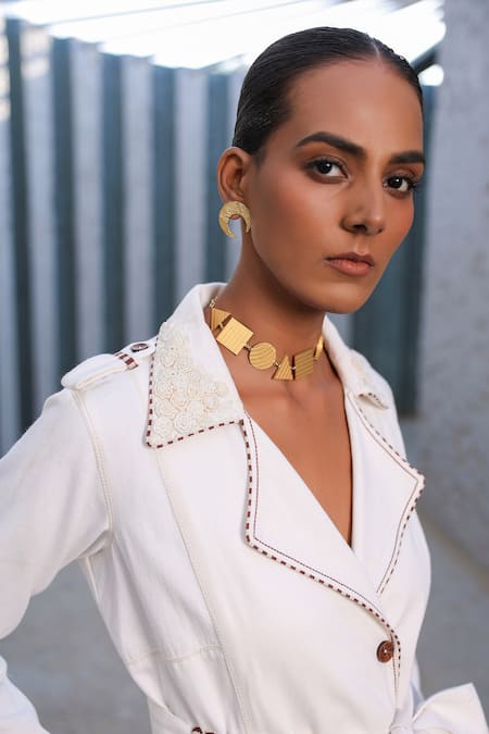 Raw & Rustic By Niti Bothra_White Tencel Embroidery Floral Trench Coat Set _Online_at_Aza_Fashions