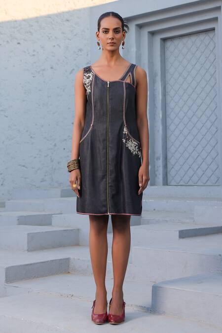 Raw & Rustic By Niti Bothra_Black Tencel Embroidery Asymmetric Floral Dress _Online_at_Aza_Fashions