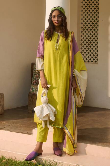 Buy Swatti Kapoor Multi Color Chanderi, Cotton Piping, Beads Multicolor Daisy Stripe Woven Kurta Online at Aza Fashions Buy_Swatti Kapoor_Multi Color Chanderi, Cotton Piping, Beads Multicolor Daisy Stripe Woven Kurta _Online_at_Aza_Fashions