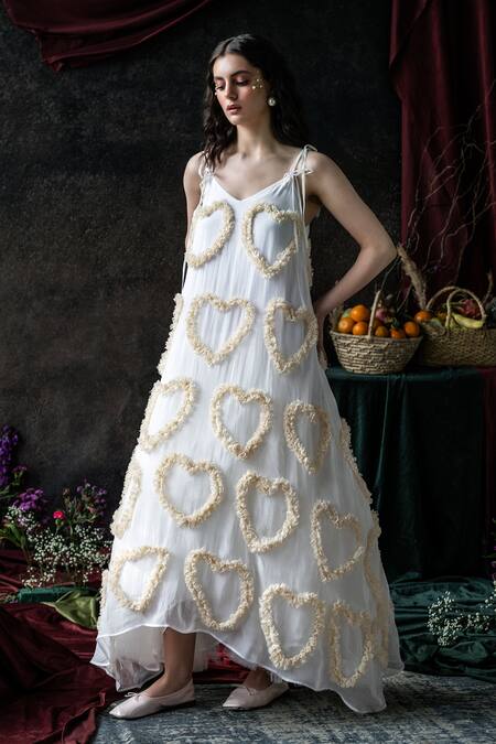 Shop Therealb White Organza Lace V-neck Ruffled Heart Tie-up Dress Online at Aza Fashions Shop_Therealb_White Organza Lace V-neck Ruffled Heart Tie-up Dress _Online_at_Aza_Fashions