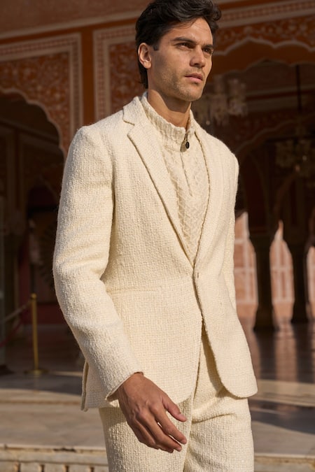 Shop Dash And Dot Ivory Polyester Sequins Boucle Textured Single Breasted Blazer Online at Aza Fashions Shop_Dash And Dot_Ivory Polyester Sequins Boucle Textured Single Breasted Blazer _Online_at_Aza_Fashions