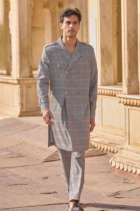 Buy Dash And Dot Gray Viscose, Polyester Grey Houndstooth Check Trench Coat Online at Aza Fashions Buy_Dash And Dot_Gray Viscose, Polyester Grey Houndstooth Check Trench Coat _Online_at_Aza_Fashions