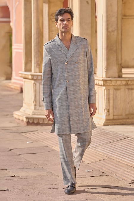 Buy Dash And Dot Gray Viscose, Polyester Grey Houndstooth Check Trench Coat And Trouser Set Online at Aza Fashions Buy_Dash And Dot_Gray Viscose, Polyester Grey Houndstooth Check Trench Coat And Trouser Set _Online_at_Aza_Fashions