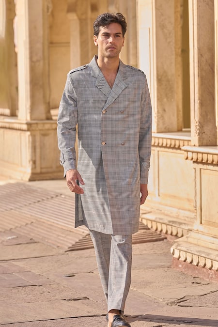 Shop Dash And Dot Gray Viscose, Polyester Houndstooth Check Grey Trouser at Aza Fashions Shop_Dash And Dot_Gray Viscose, Polyester Houndstooth Check Grey Trouser _at_Aza_Fashions