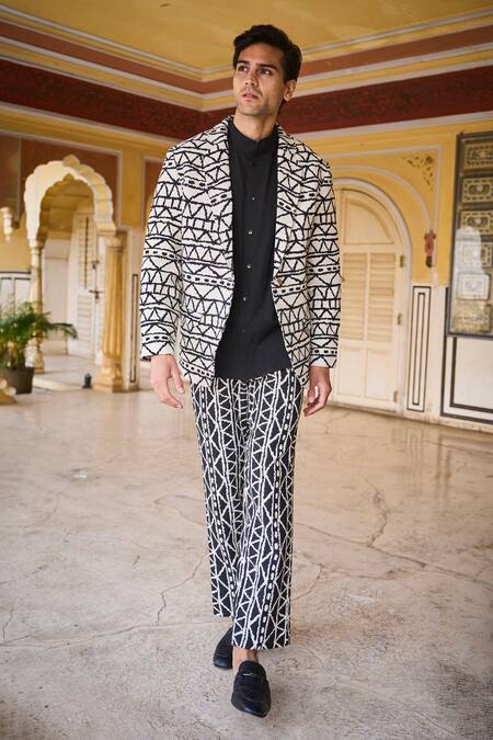 Dash And Dot Black Cotton Geometric Pattern Straight Cut Pant Online at Aza Fashions Dash And Dot_Black Cotton Geometric Pattern Straight Cut Pant _Online_at_Aza_Fashions