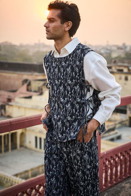 Shop Dash And Dot Blue Cotton, Polyester Abstract Denim Overlay Jacket Online at Aza Fashions Shop_Dash And Dot_Blue Cotton, Polyester Abstract Denim Overlay Jacket _Online_at_Aza_Fashions