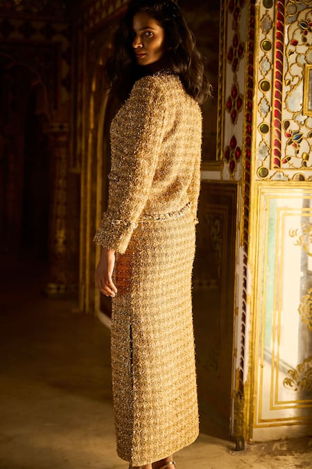 Shop Dash And Dot Gold Polyester Pearls, Chains Round Textured Boucle Jacket With Embellishments at Aza Fashions Shop_Dash And Dot_Gold Polyester Pearls, Chains Round Textured Boucle Jacket With Embellishments _at_Aza_Fashions