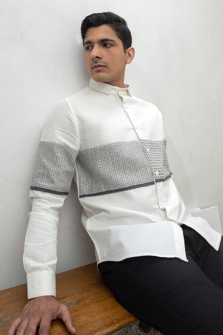 Buy_Lacquer Embassy_White Houndstooth Woven Waffle Texture Shirt 
