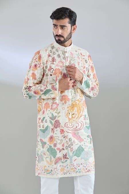 Arihant Rai Sinha_White Cotton Sequins, Embroidery Wolf Kurta _at_Aza_Fashions