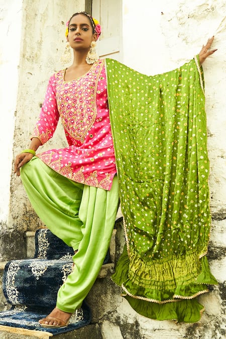 Shop_Sheeshakari_Pink Silk Beads, Mirrors, Gota Patti, Embroidery Bandhani Temple Motif Kurta Set _Online_at_Aza_Fashions