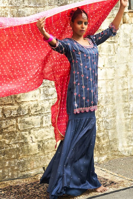 Sheeshakari_Blue Silk Embroidery, Mirrors, Zari Round Neck Sapphire Resham Kurta Set _Online_at_Aza_Fashions