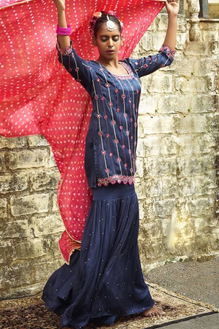 Buy_Sheeshakari_Blue Silk Embroidery, Mirrors, Zari Round Neck Sapphire Resham Kurta Set _Online_at_Aza_Fashions