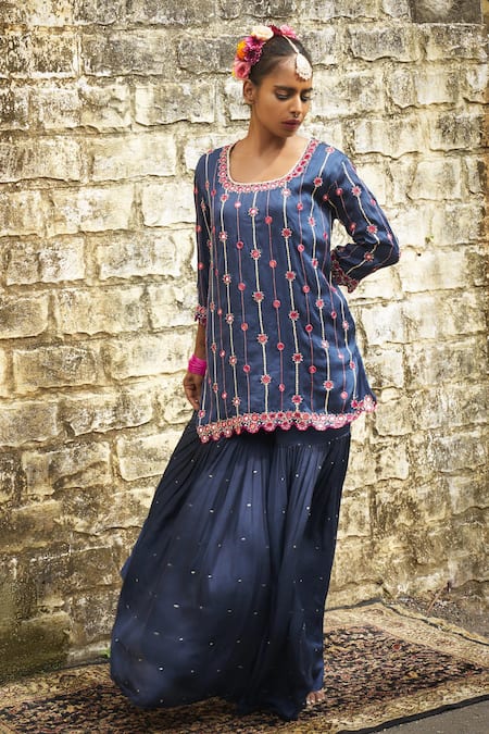 Shop_Sheeshakari_Blue Silk Embroidery, Mirrors, Zari Round Neck Sapphire Resham Kurta Set _Online_at_Aza_Fashions