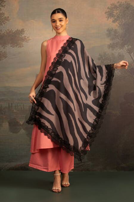 Buy Modarta Black Animal Print Lace Shawl Online at Aza Fashions Buy_Modarta_Black Animal Print Lace Shawl _Online_at_Aza_Fashions
