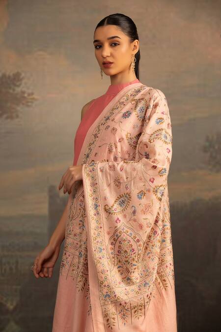 Shop Modarta Pink Floral Thread Embroidered Shawl Online at Aza Fashions Shop_Modarta_Pink Floral Thread Embroidered Shawl _Online_at_Aza_Fashions