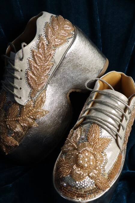 Shop Chal Jooti Silver Floral Sequin Embroidered Luxe Sneakers Online at Aza Fashions Shop_Chal Jooti_Silver Floral Sequin Embroidered Luxe Sneakers _Online_at_Aza_Fashions