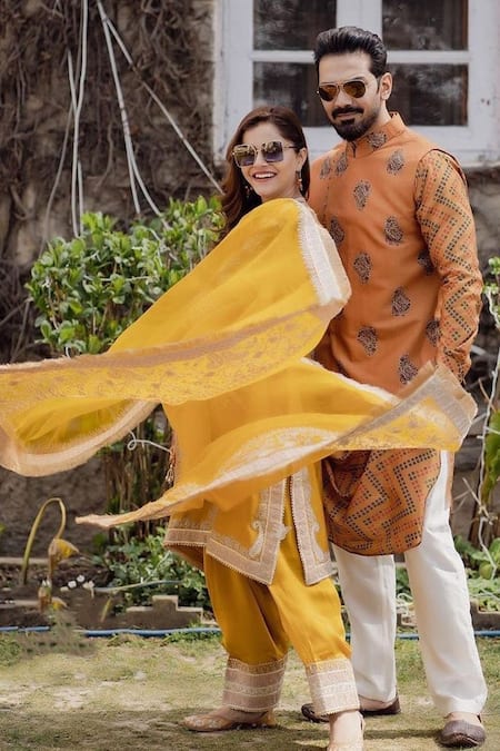 Shop_Sheetal Batra_Yellow Dupatta  Organza, Kurta  Pure Chanderi, Embroidered Set 