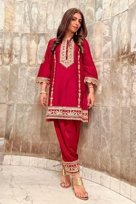 Sheetal Batra Red Kurta Silk Chanderi Embroidered Thread Round Mehak Floral Salwar Set 