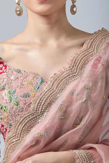 Buy Azeera Peach Chiffon, Georgette Beads, Cut Work, Embroidery, Scallop Hem Saree And Blouse Buy_Azeera_Peach Chiffon, Georgette Beads, Cut Work, Embroidery, Scallop Hem Saree And Blouse
