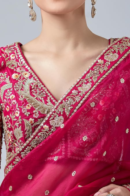 Buy Azeera Pink Diamonds, Embroidery, Sequins V-neck Floral Dori Saree Set Buy_Azeera_Pink Diamonds, Embroidery, Sequins V-neck Floral Dori Saree Set