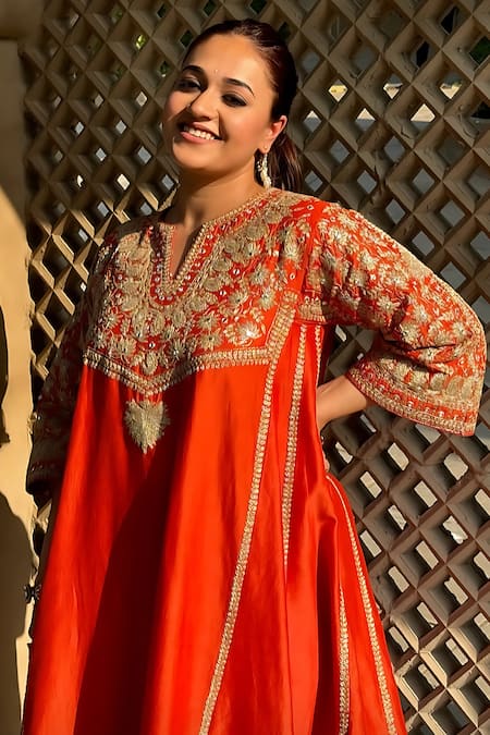 Sheetal Batra Orange Chauga Kurta And Dupatta  Silk Chanderi Embroidery Aiman Salwar Set 