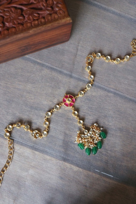 Buy_Paisley Pop_Green Pearls, Lace, Stones, Zari Crescent Kundan Mathapatti _Online_at_Aza_Fashions