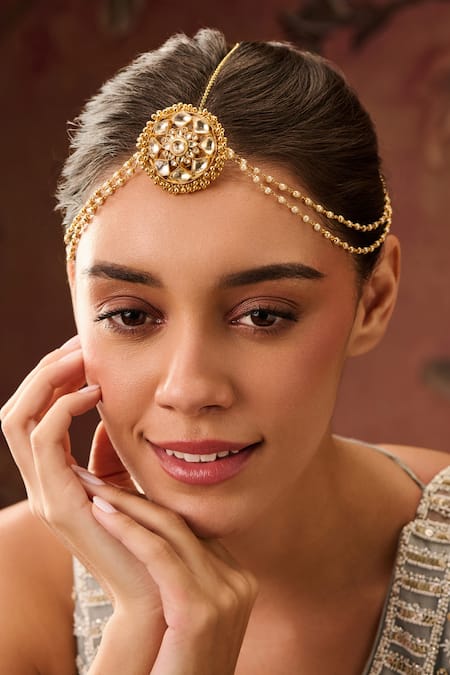 Buy Paisley Pop Gold Plated Bloom Kundan Mathapatti Online at Aza Fashions Buy_Paisley Pop_Gold Plated Bloom Kundan Mathapatti _Online_at_Aza_Fashions