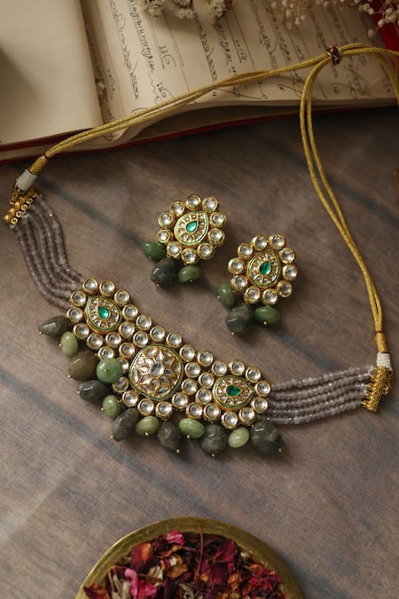 Paisley Pop Kundan Onyx Floral Choker Set 
