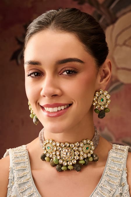 Paisley Pop Kundan Onyx Floral Choker Set 