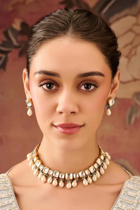 Paisley Pop_Blue Pearls Kundan Embellished Choker Set _Online_at_Aza_Fashions