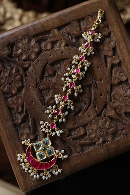 Buy_Paisley Pop_Red Kundan Pearl Maangtikka _Online_at_Aza_Fashions