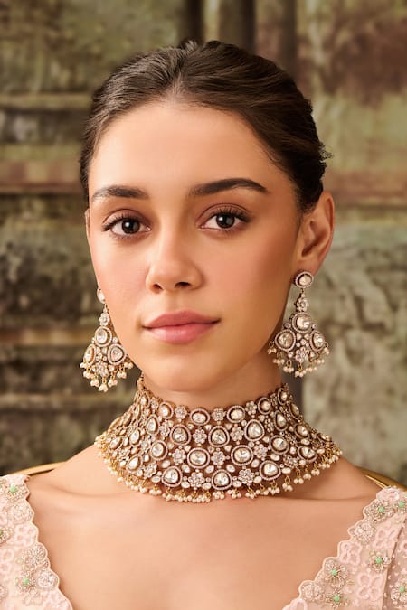 Buy Paisley Pop Gold Plated Cut Work, Crystals Floral Polki And Cubic Zirconia Necklace Set Online at Aza Fashions Buy_Paisley Pop_Gold Plated Cut Work, Crystals Floral Polki And Cubic Zirconia Necklace Set _Online_at_Aza_Fashions