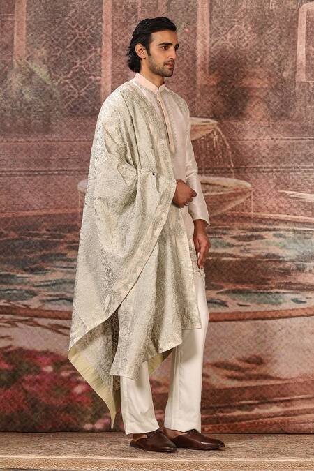 Buy_Asuka_Ivory Silk Zari Thread Embroidered Stole _Online_at_Aza_Fashions