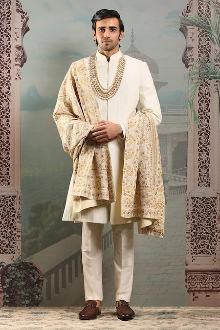 Asuka Gold Zardozi Embroidered Stole Online at Aza Fashions Asuka_Gold Zardozi Embroidered Stole _Online_at_Aza_Fashions