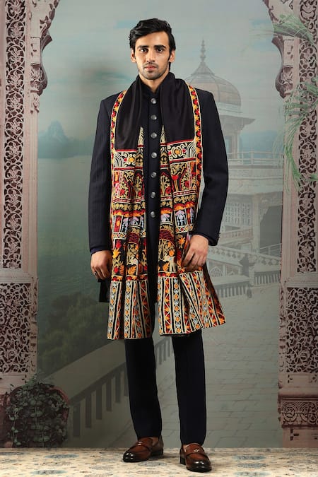 Asuka_Black Geometric Bloom Embroidered Silk Stole _Online_at_Aza_Fashions