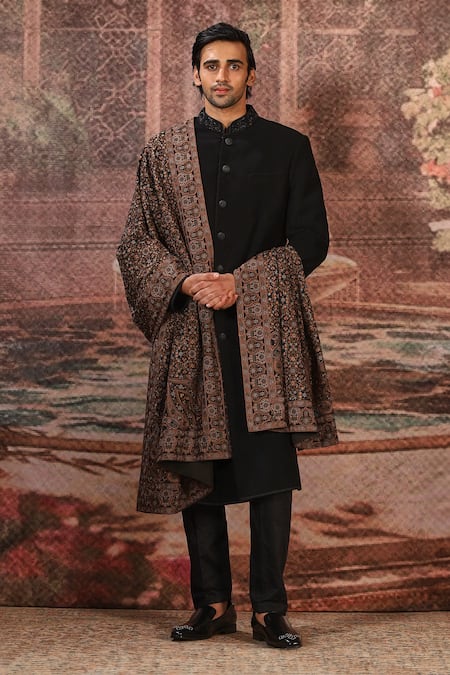 Asuka Brown Mughal Bloom Embroidered Silk Stole Online at Aza Fashions Asuka_Brown Mughal Bloom Embroidered Silk Stole _Online_at_Aza_Fashions