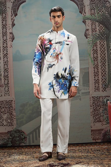 Asuka Handpainted Feather Embellished Kurta Set 