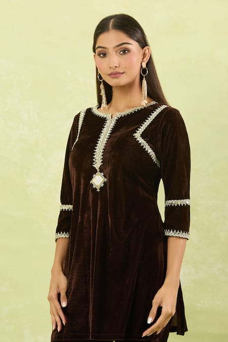 Shop_Samyukta Singhania_Brown Velvet Mirrors Split V-neck Hand Embellished Kurta Set _Online_at_Aza_Fashions