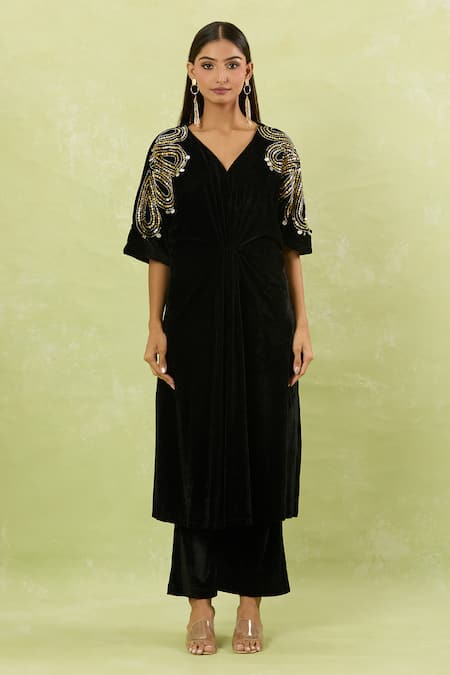 Shop_Samyukta Singhania_Black Velvet Sequins, Cut Work V-neck Embellished Kurta Set _Online_at_Aza_Fashions