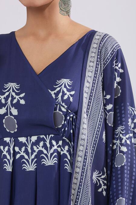 Shop Naintara Bajaj Blue Muslin Embroidery V-neck Floral Print Angarkha Kurta Set Online at Aza Fashions Shop_Naintara Bajaj_Blue Muslin Embroidery V-neck Floral Print Angarkha Kurta Set _Online_at_Aza_Fashions