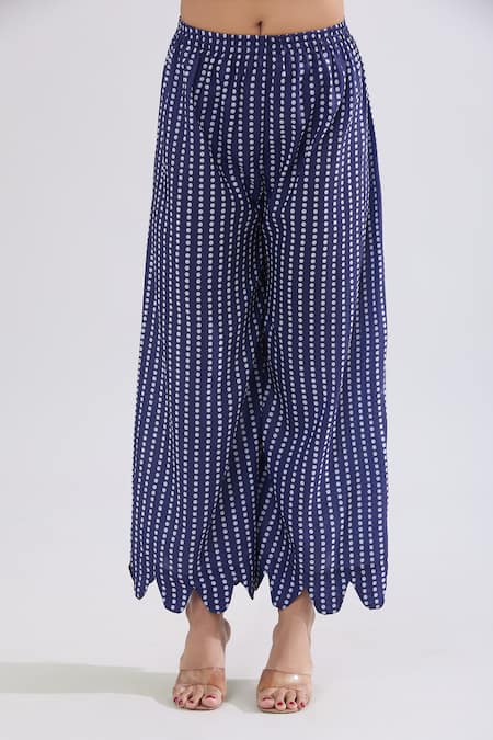 Buy Naintara Bajaj Blue Muslin Embroidery V-neck Floral Print Angarkha Kurta Set Buy_Naintara Bajaj_Blue Muslin Embroidery V-neck Floral Print Angarkha Kurta Set