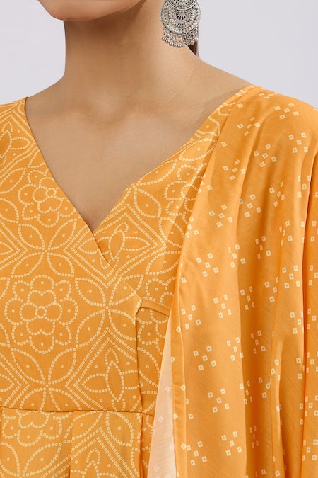 Shop_Naintara Bajaj_Yellow Muslin V-neck Floral Bandhani Angarkha Kurta Set _Online_at_Aza_Fashions
