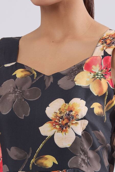 Shop_Naintara Bajaj_Black Rayon Sweetheart Neck Floral Print Tiered Maxi Dress _Online_at_Aza_Fashions
