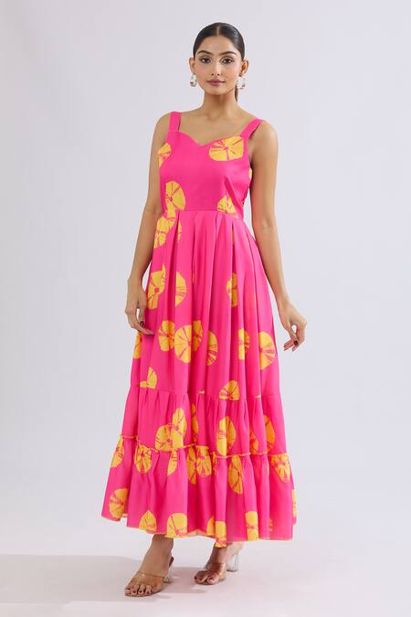 Buy Naintara Bajaj Pink Rayon Sweetheart Neck Abstract Circular Print Tiered Maxi Dress Buy_Naintara Bajaj_Pink Rayon Sweetheart Neck Abstract Circular Print Tiered Maxi Dress