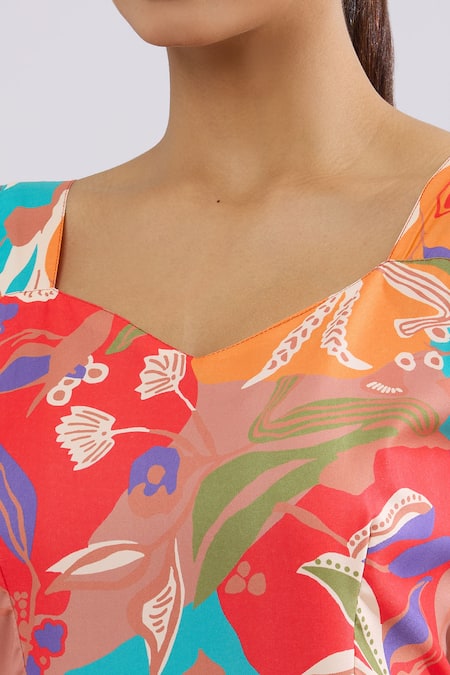 Naintara Bajaj_Multi Color Rayon Sweetheart Neck Abstract Floral Maxi Dress _at_Aza_Fashions