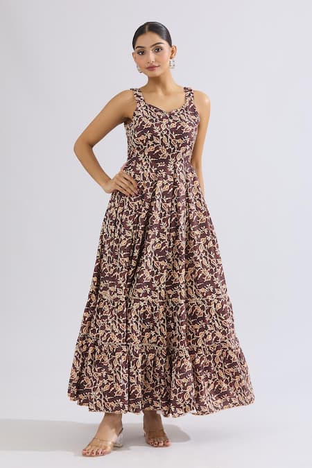 Naintara Bajaj_Brown Rayon Sweetheart Neck Leaf Vine Print Maxi Dress _Online_at_Aza_Fashions