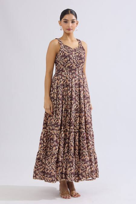 Naintara Bajaj_Brown Rayon Sweetheart Neck Leaf Vine Print Maxi Dress _at_Aza_Fashions